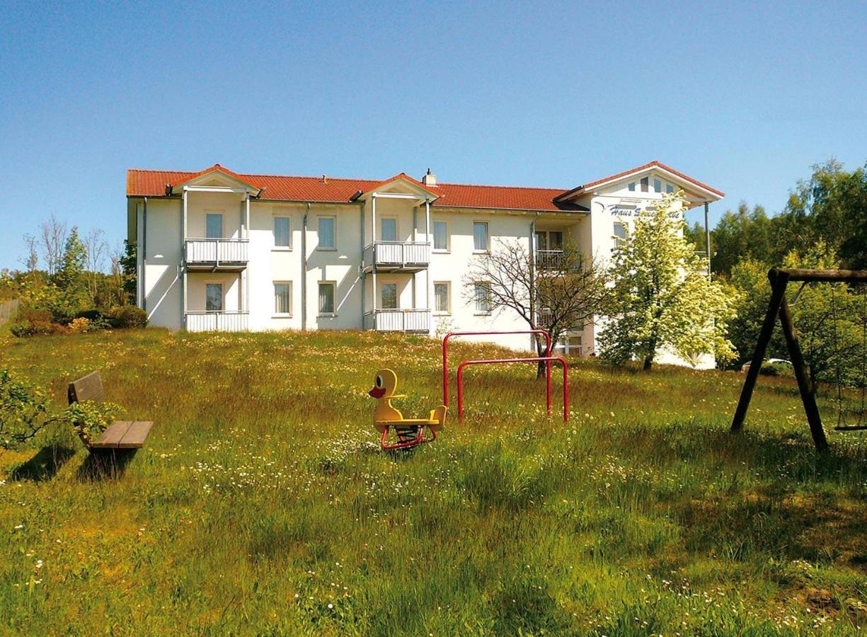 Haus Seeschwalbe Ferienwohnungen Goehren  Exterior foto