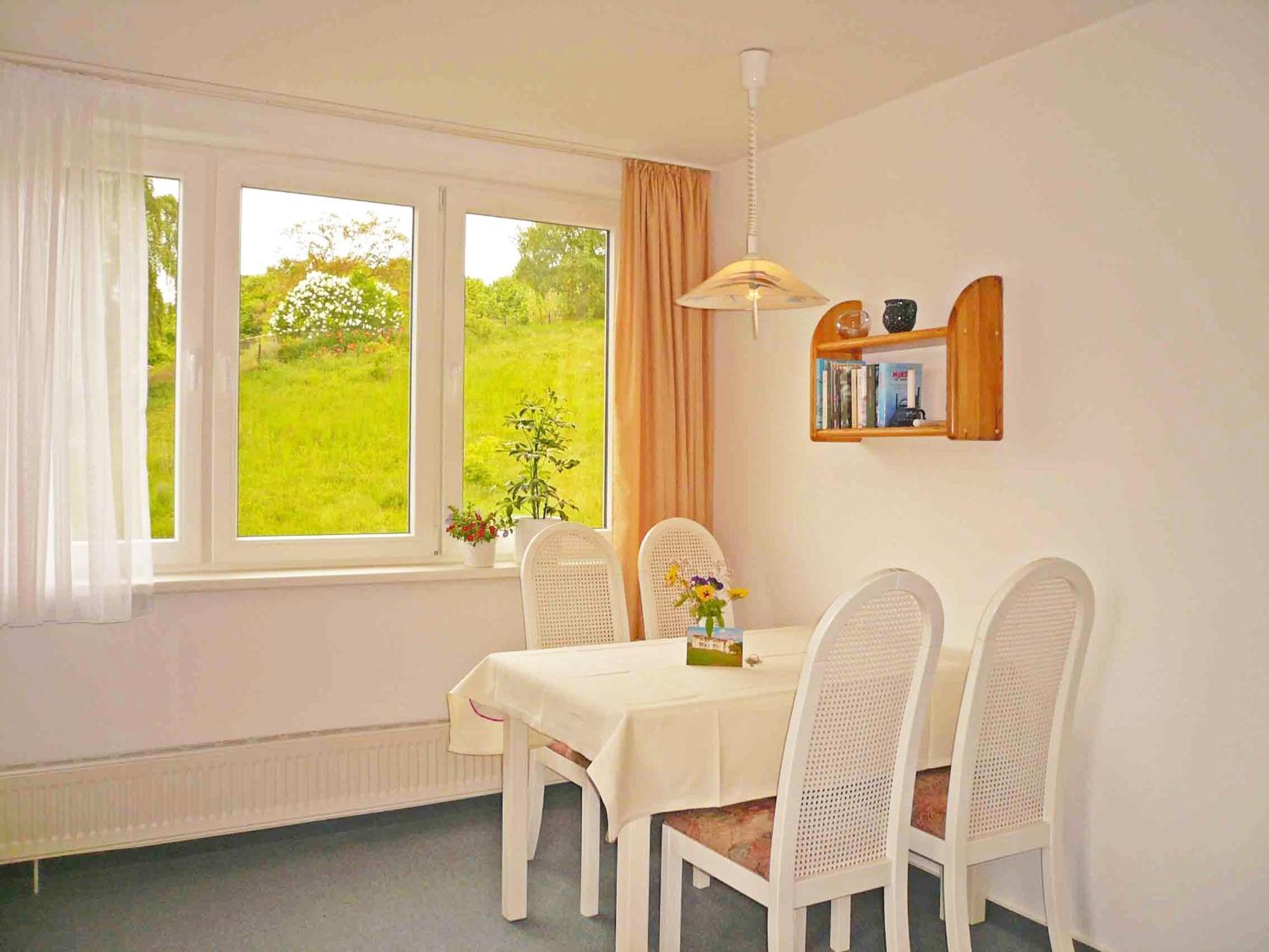 Haus Seeschwalbe Ferienwohnungen Goehren  Zimmer foto