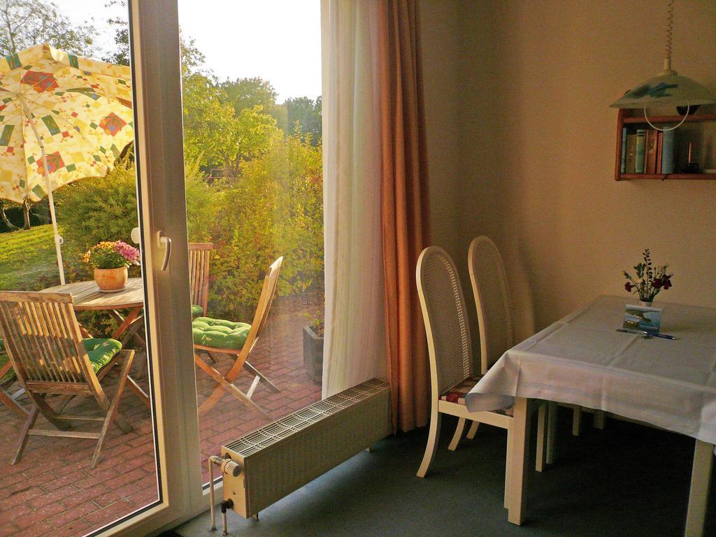 Haus Seeschwalbe Ferienwohnungen Goehren  Zimmer foto