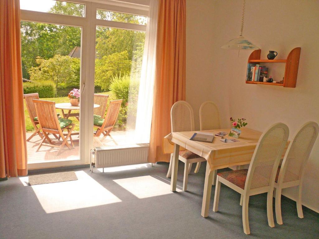 Haus Seeschwalbe Ferienwohnungen Goehren  Exterior foto